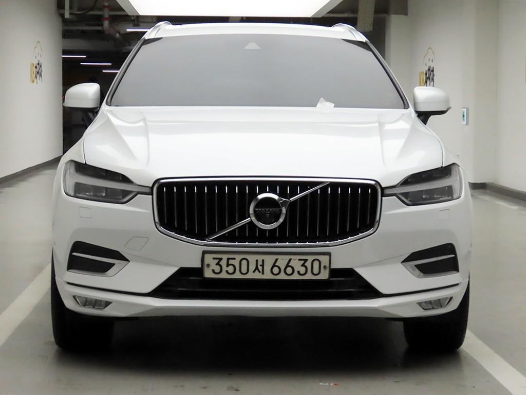 볼보 XC60 T6 AWD Inseukeuripsyeon