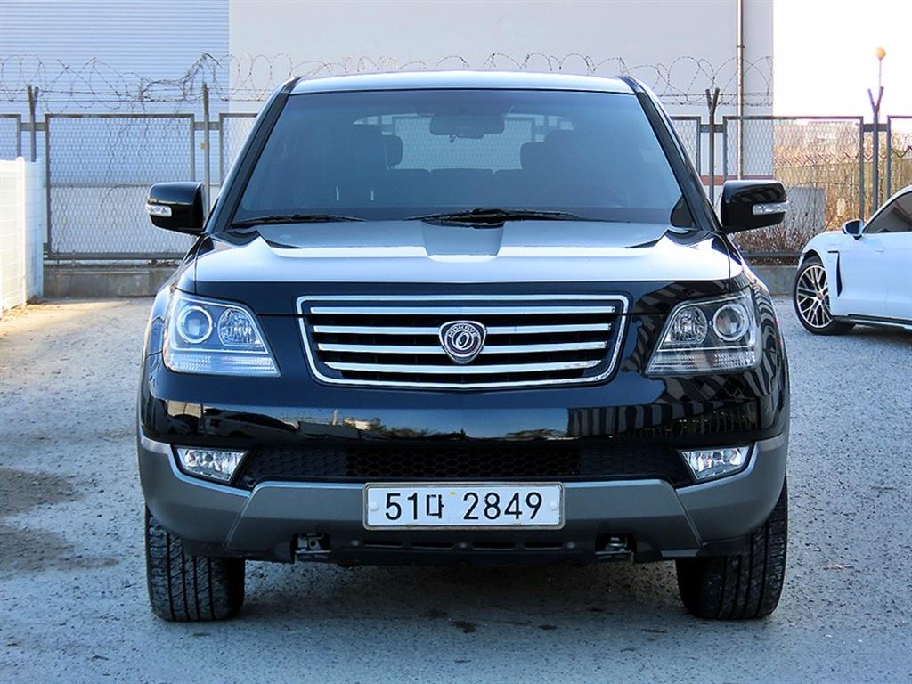 Kia Mohave 2WD JV300 Esenseu