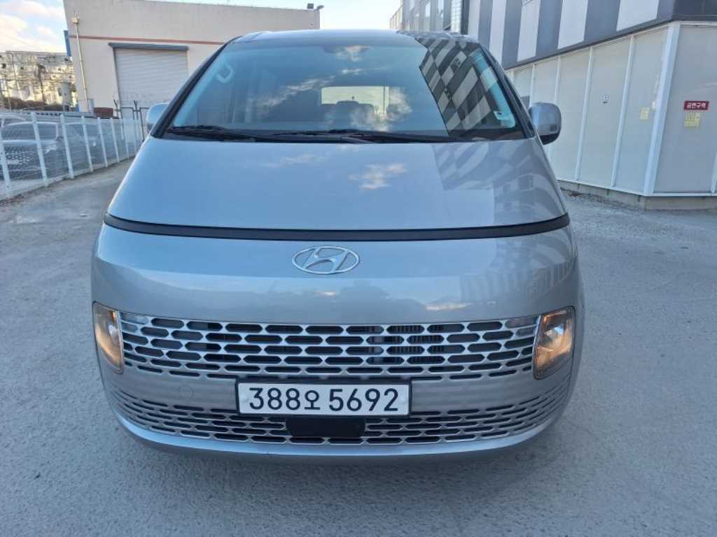 Hyundai Staria 2.2 Tourer 9 seats 2WD Modern