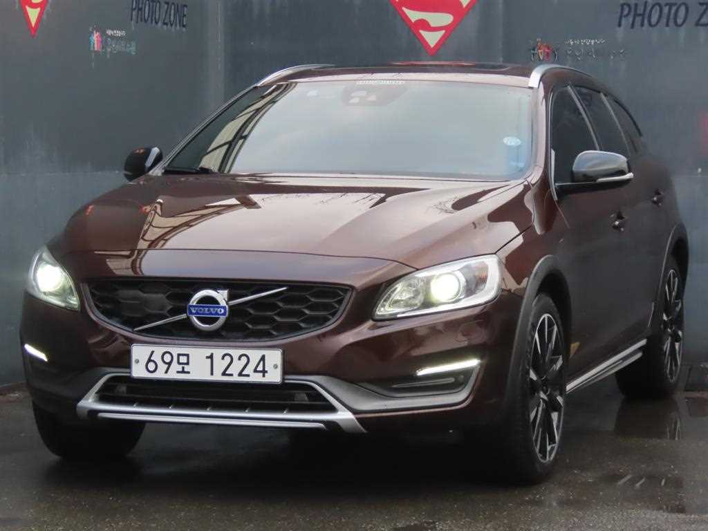 Volvo V60 Keuroseukeonteuri 2.5 T5 AWD