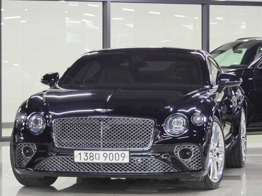 벤틀리 Continental 4.0 V8 GT