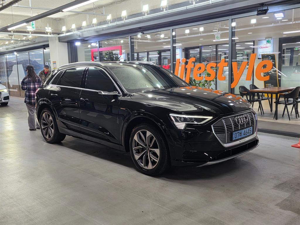Audi e-tron 55 Quattro
