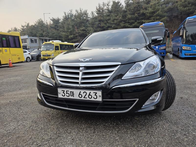 Hyundai Jenesiseu Jenesiseu BH 330 Premium Special