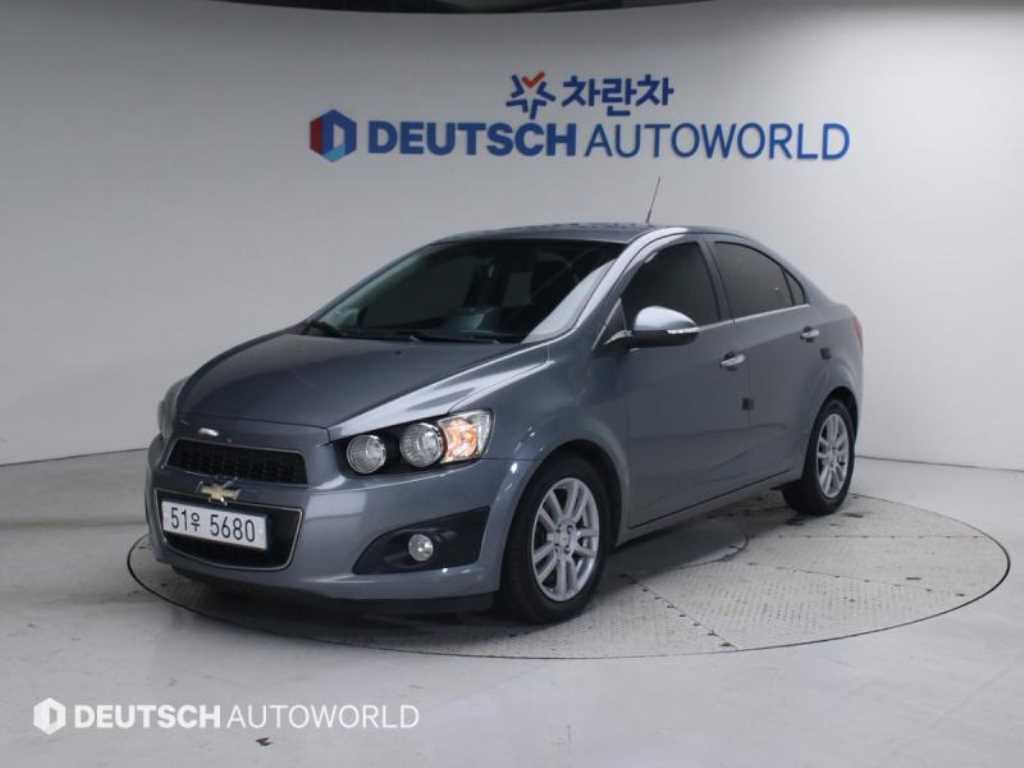 Chevrolet Aveo 4 door 1.6 LT Choegogeuphyeong