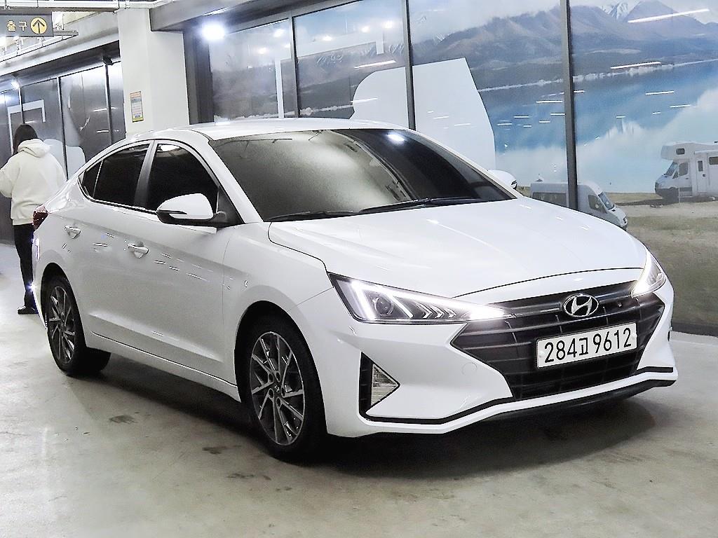 Hyundai Avante 1.6 Style