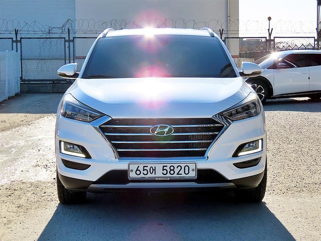현대 투싼 2.0 2WD Premium