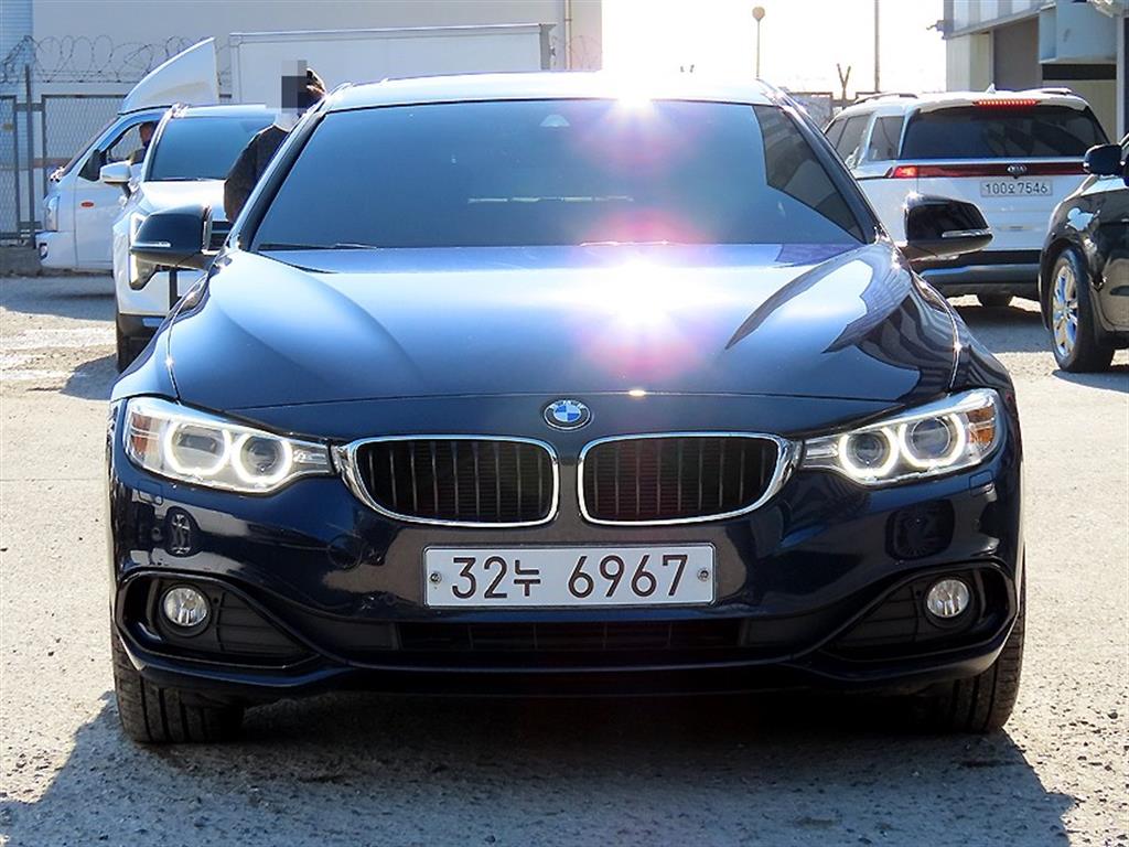 BMW 4 Series Coupe 420d xDrive Sport