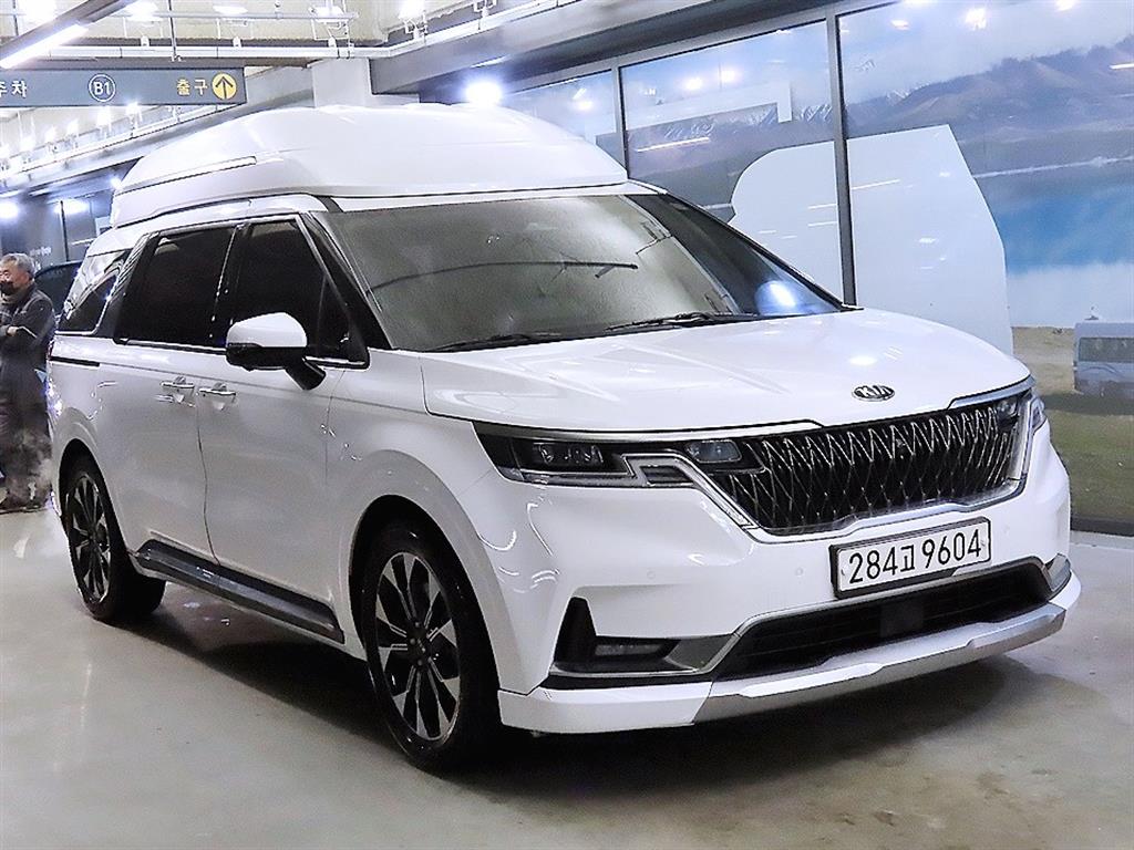 Kia Carnival Hairimujin 7 seats Signature