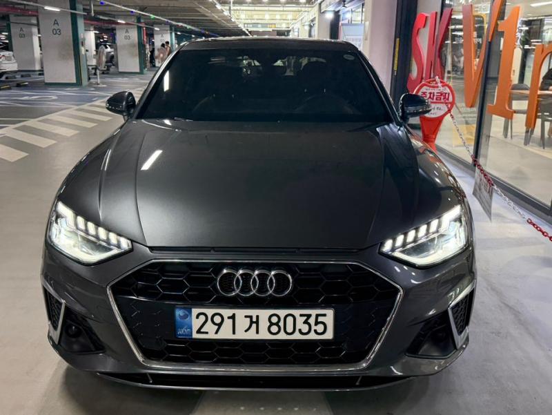 아우디 A4 40 TFSI Premium