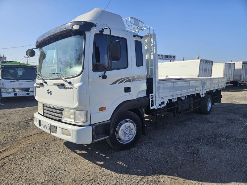 Hyundai Mega Truck 4.5t Long Body