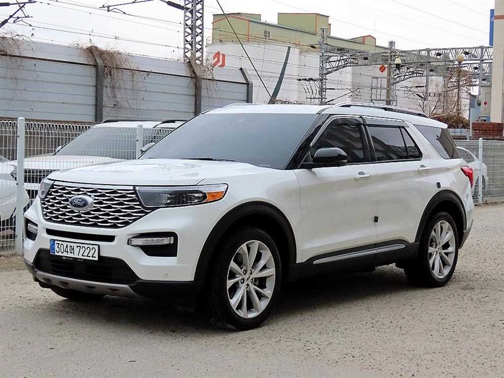 포드 익스플로러 3.0 AWD Platinum