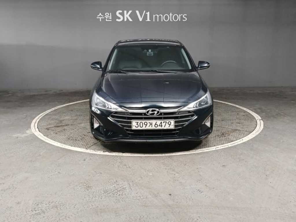 Hyundai Avante 1.6 Smart