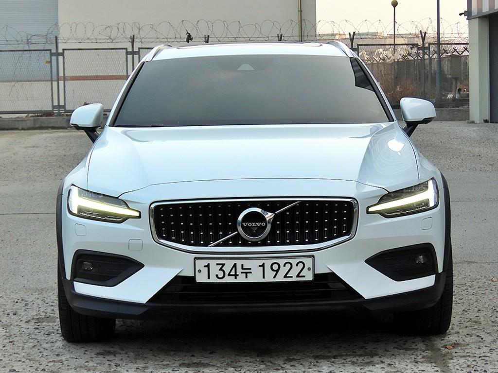Volvo V60 Keuroseukeonteuri 2.0 T5 AWD Pro