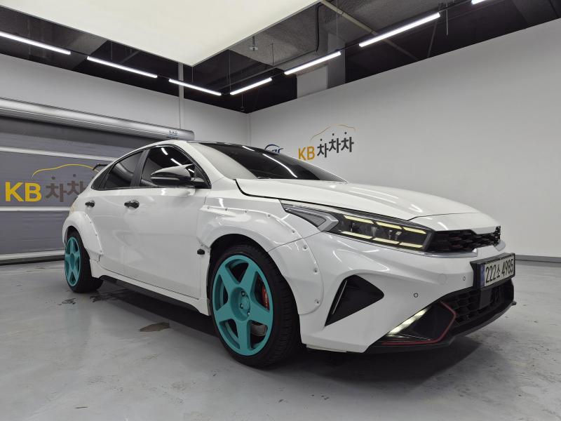 기아 K3 1.6 GT 5 door Signature