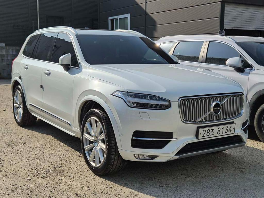 Volvo XC90 D5 AWD Inseukeuripsyeon