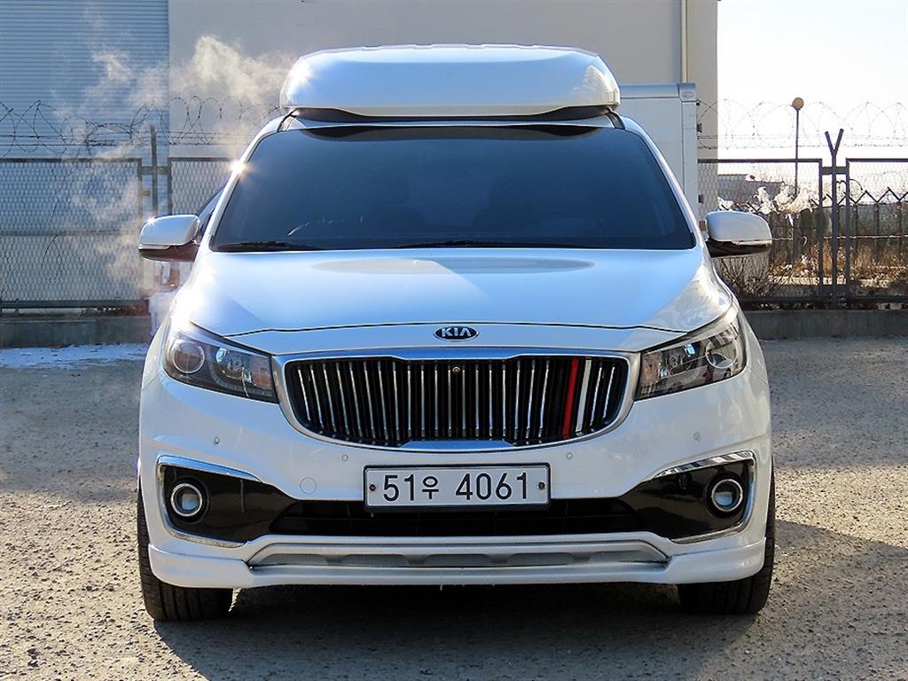 Kia Carnival Hairimujin 7 seats President