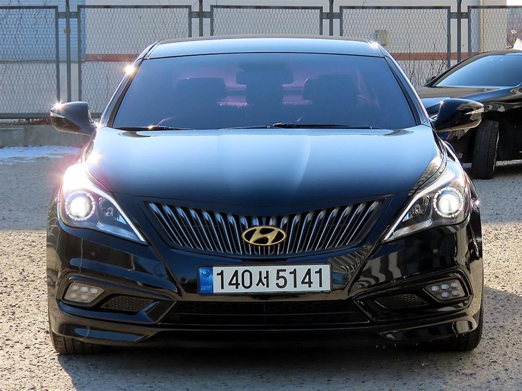 Hyundai Grandeur HG 240 Modern Keolreksyeon