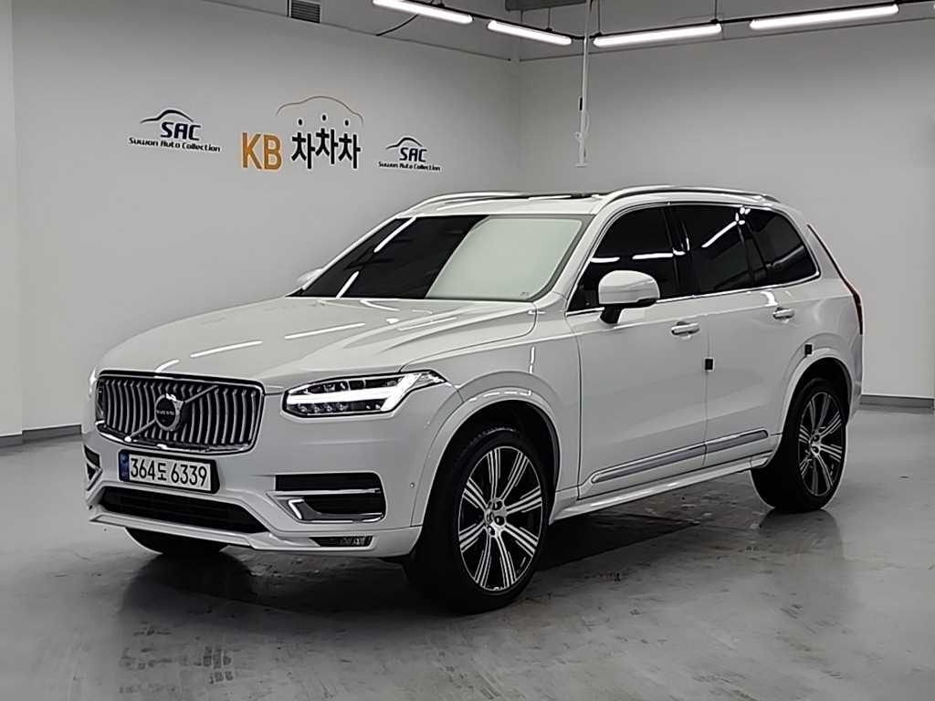볼보 XC90 B6 AWD Ultimate Bright