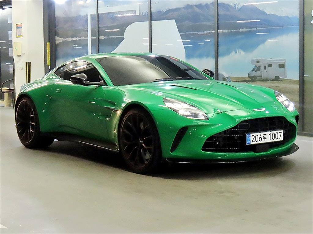 Aston Martin Baentiji Van 4.0 V8 Coupe