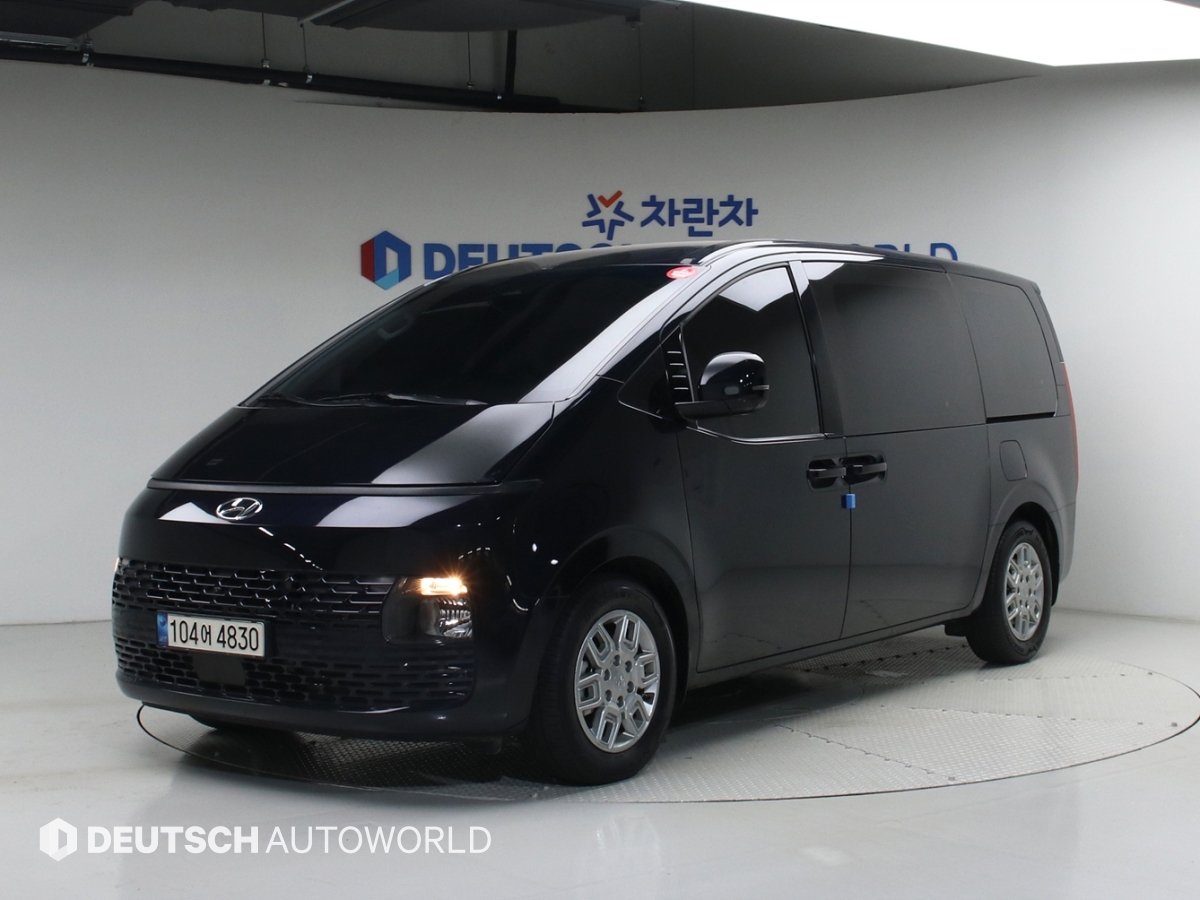 Hyundai Staria 2.2 Tourer 9 seats 4WD Modern