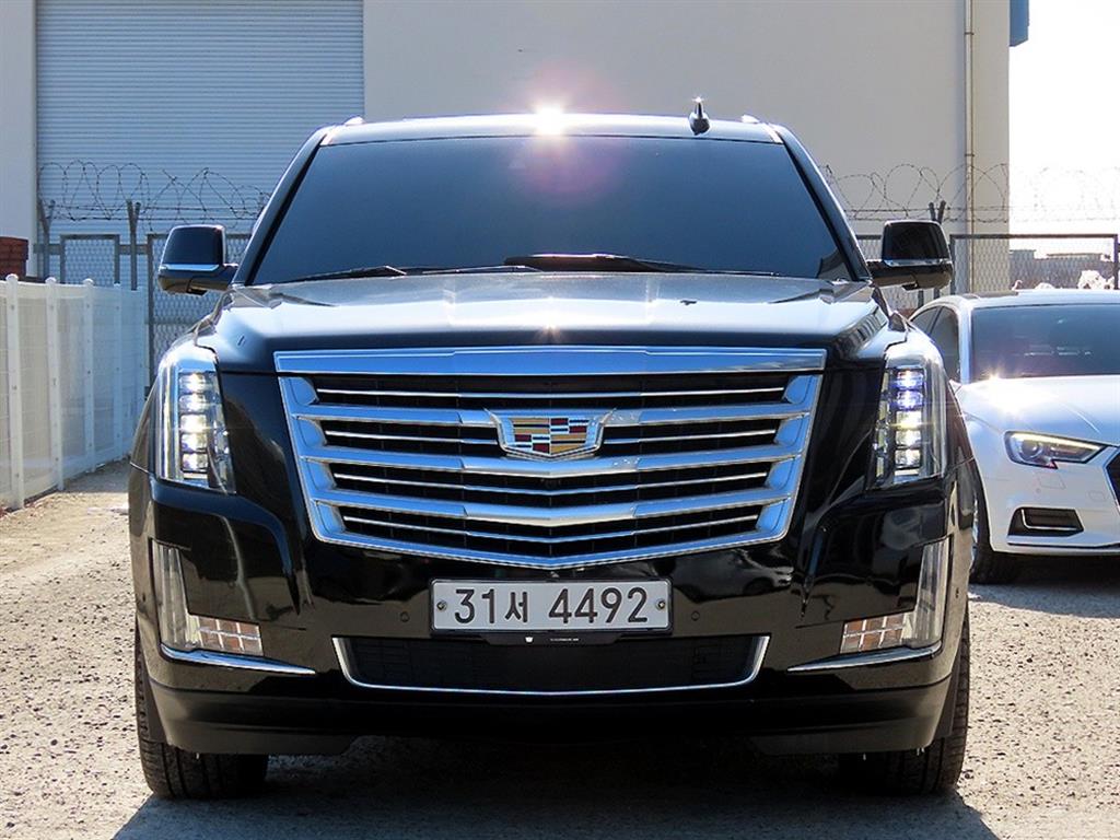 캐딜락 Escalade 6.2 V8 ESV