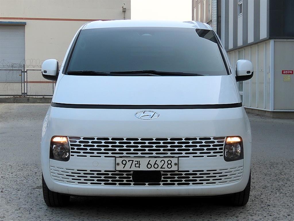 Hyundai Staria 2.2 Cargo 3 seats Modern