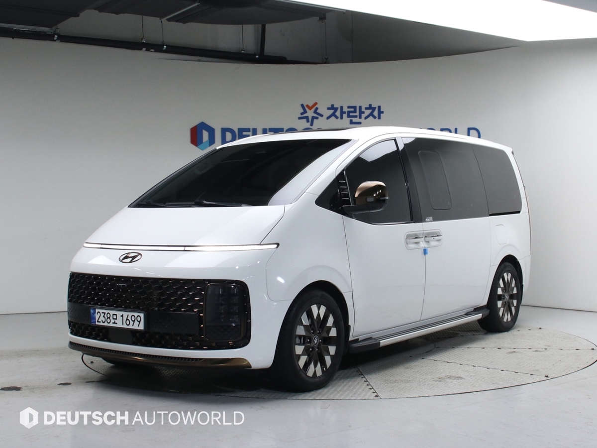 Hyundai Staria 2.2 Raunji 9 seats 4WD Inspiration