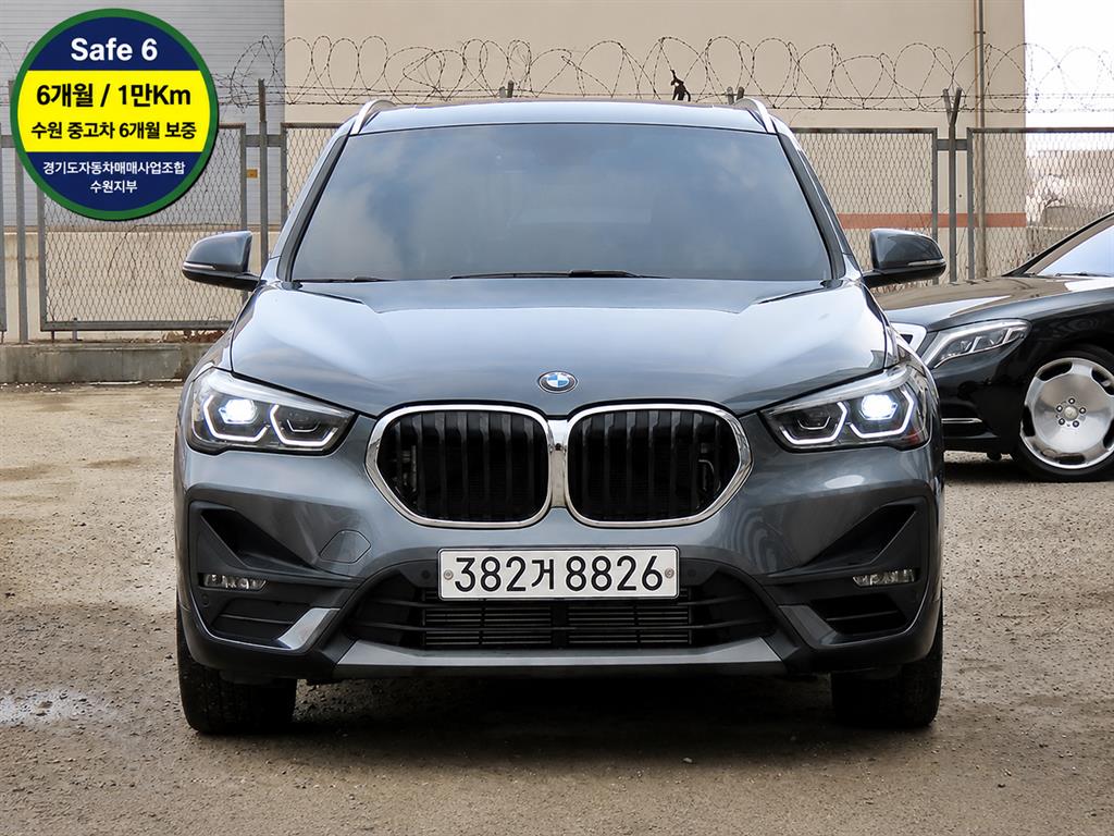 BMW X1 20i xDrive Van