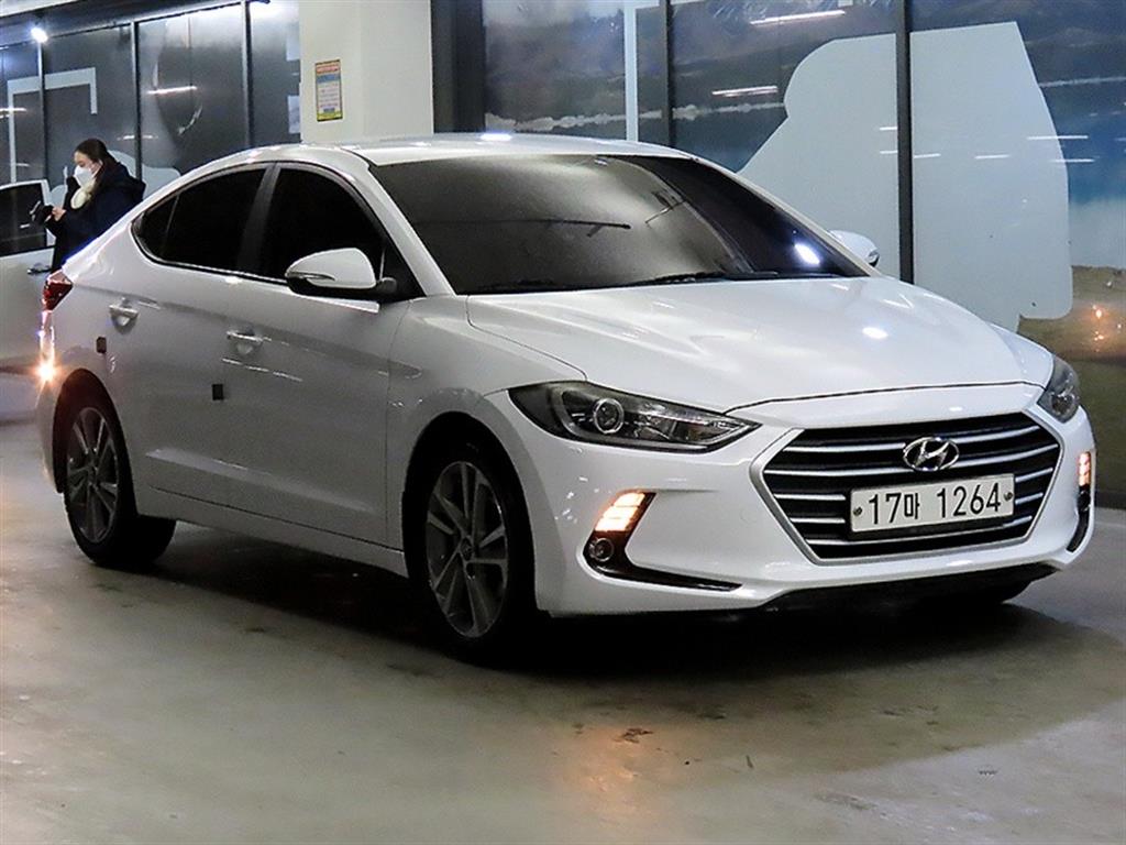 Hyundai Avante 1.6 GDi Value Plus