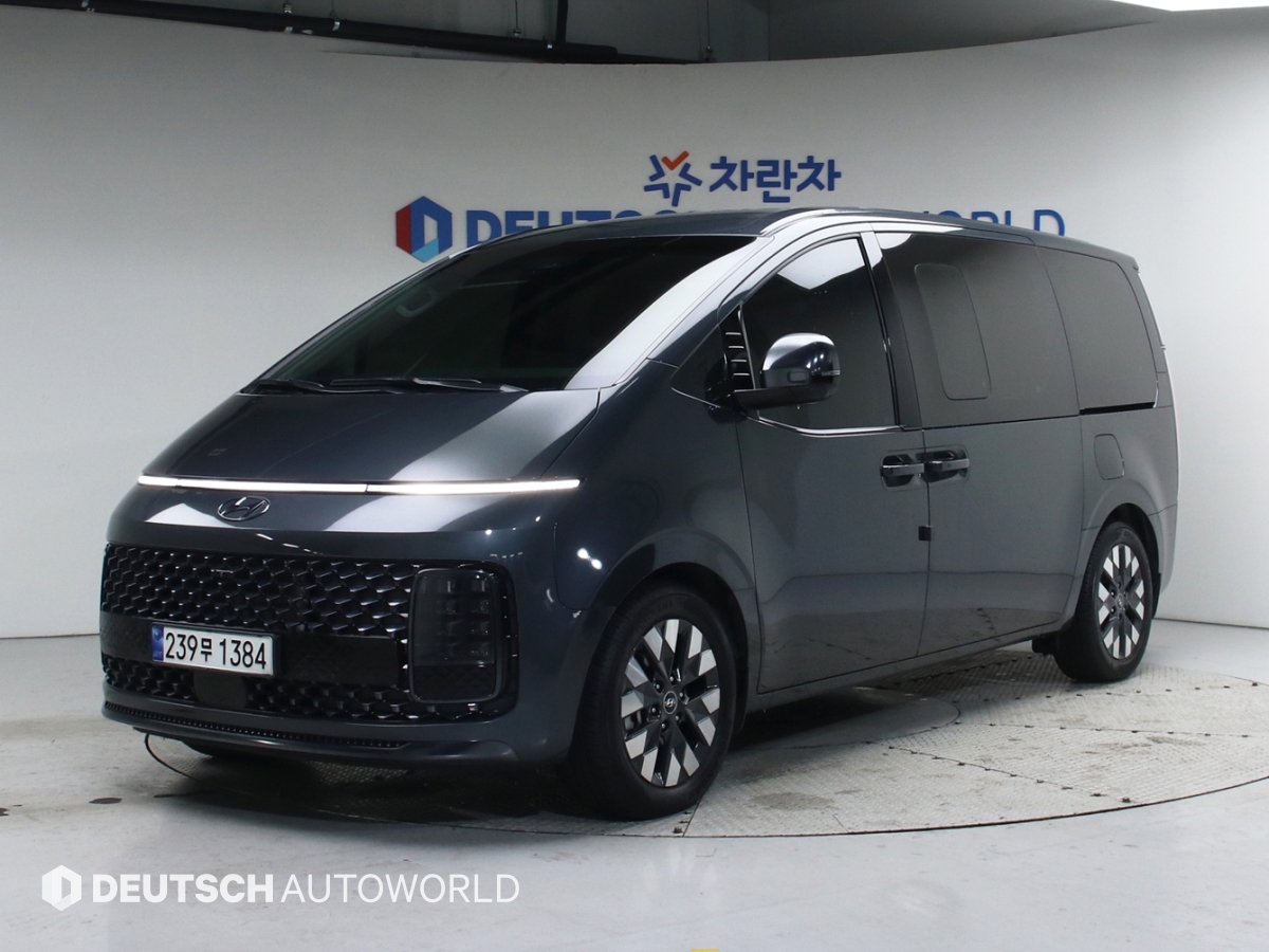 Hyundai Staria 2.2 Raunji 9 seats 4WD Inspiration
