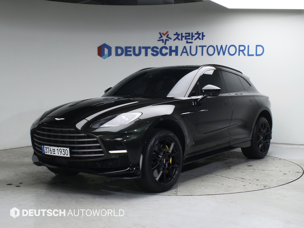 Aston Martin X4 DBX 4.0 V8 707