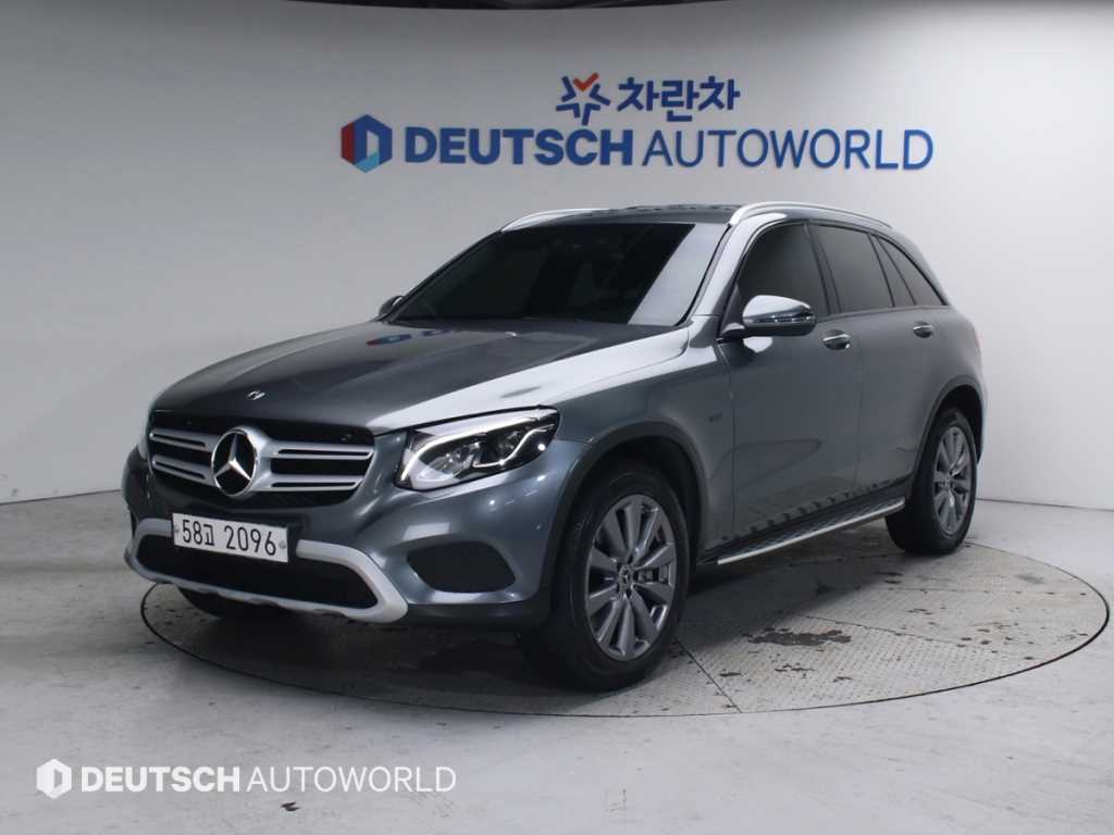 벤츠 GLC 350e 4Maetik
