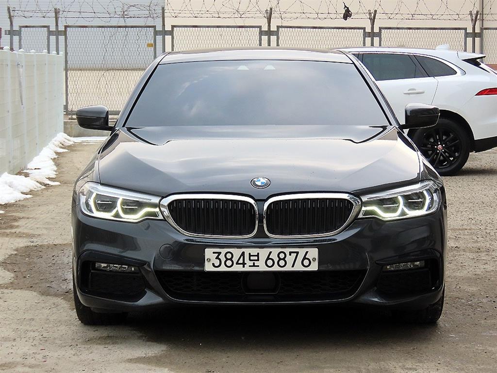 BMW 5시리즈 520i M Sport