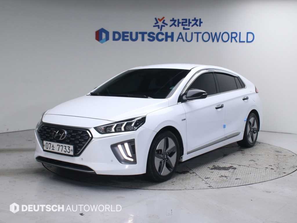 Hyundai Ioniq Hybrid 1.6 GDi HEV Q