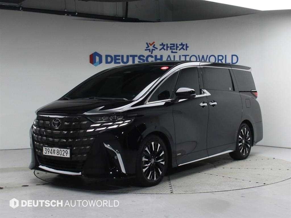 Toyota Alphard 2.5 HEV AWD