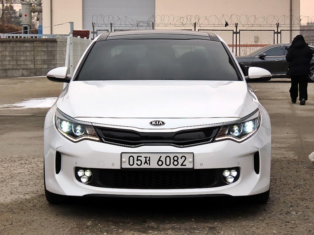 Kia K5 Hybrid Noblesse Special