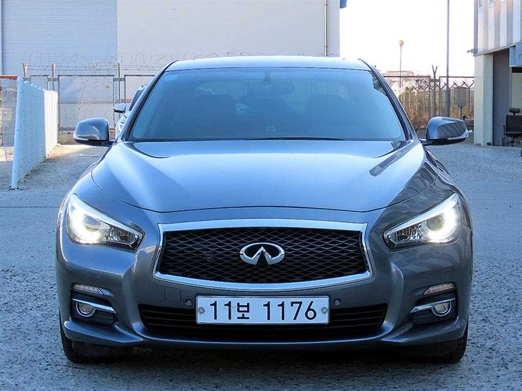 Infiniti Q50 2.2D