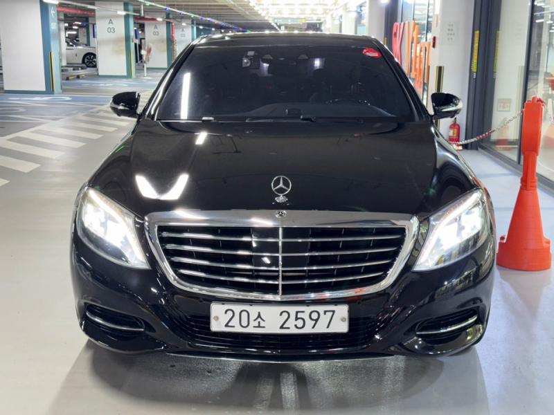 Mercedes-Benz S-Class S500L