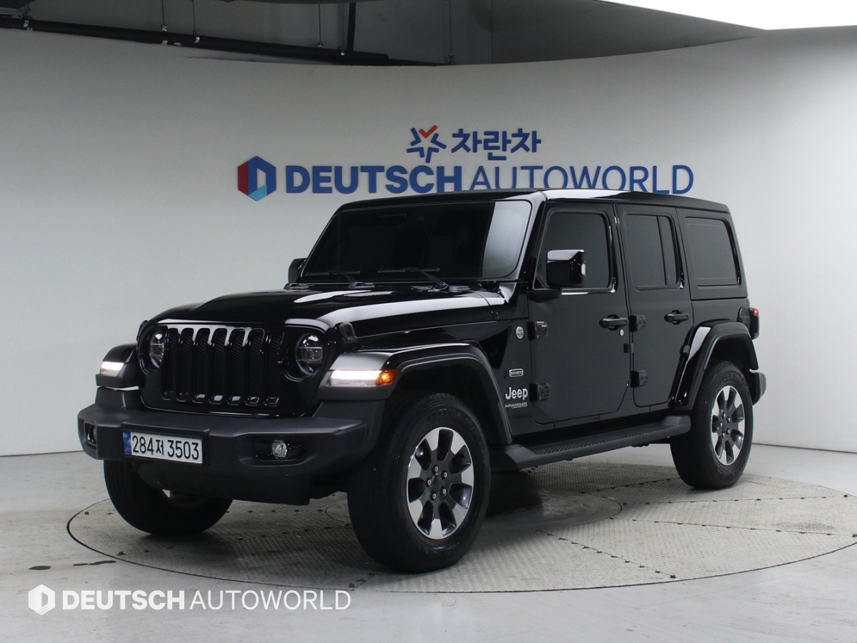 Jeep Wrangler 2.0 Overland 4DR Power