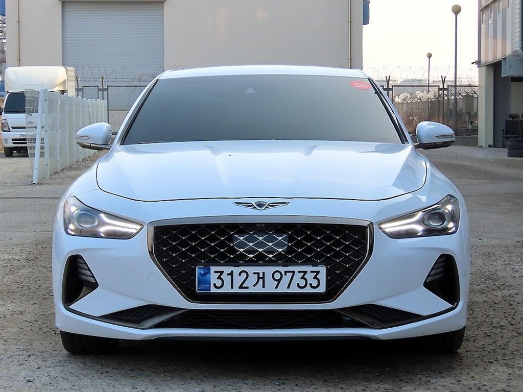 Genesis G70 3.3T Sport Prestige