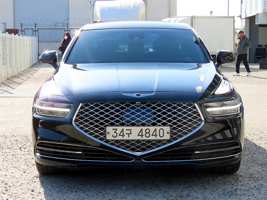 Genesis G90 3.8 Luxury
