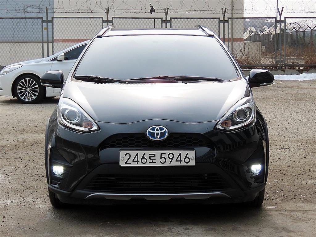 Toyota Prius 1.5 HEV Keuroseuobeo