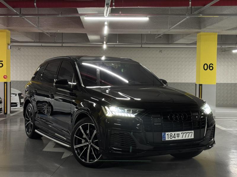 아우디 Q7 55 TFSI Quattro Premium