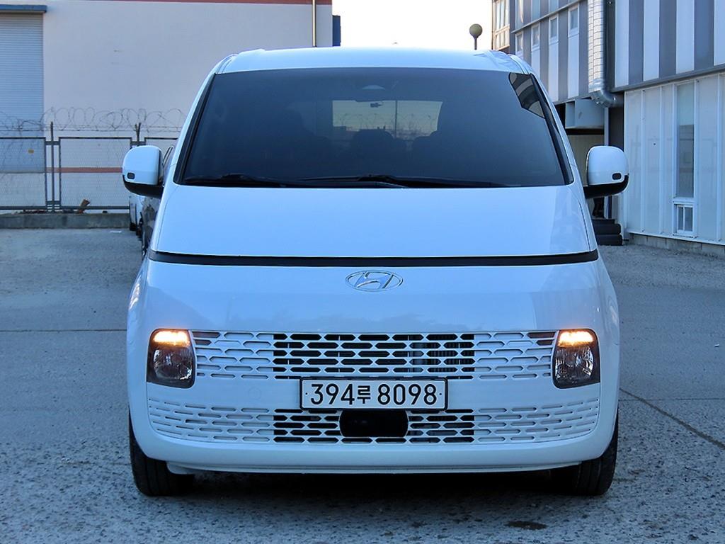 Hyundai Staria 2.2 Tourer 9 seats 2WD Modern