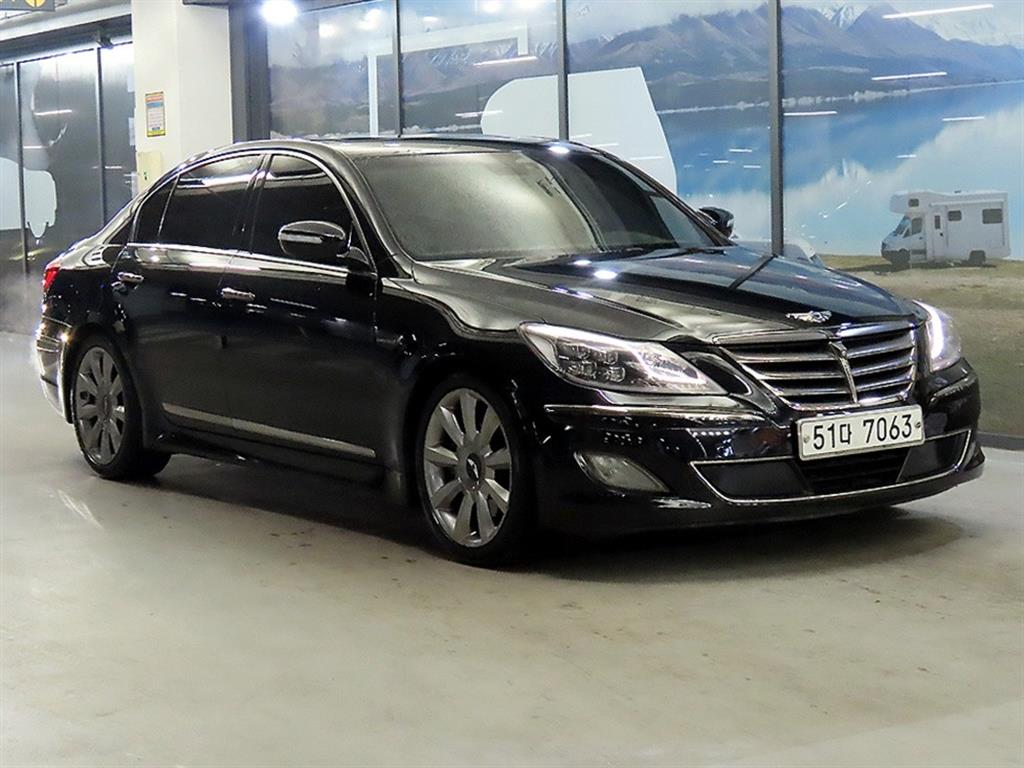 Hyundai 500 Jenesiseu Peurada GP500 Limited Edition