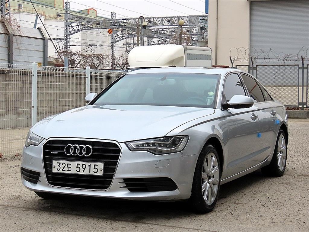 아우디 A6 3.0 TFSI Quattro Ledpaek