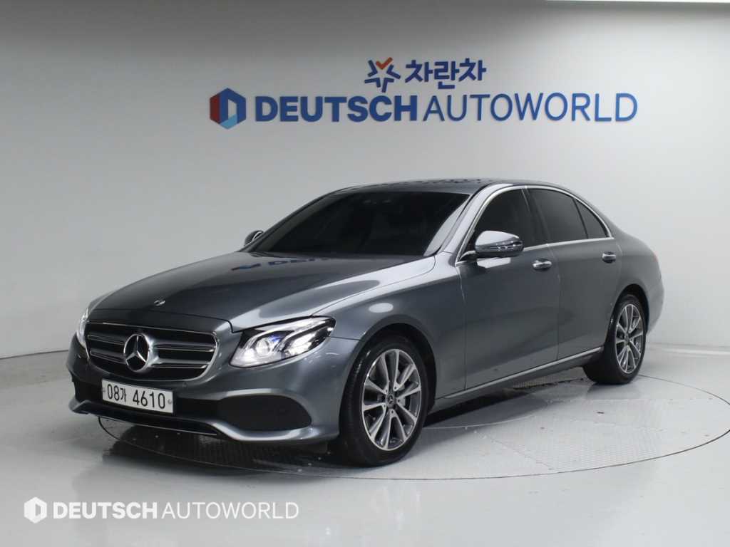 벤츠 E클래스 E300 4Maetik Avantgarde