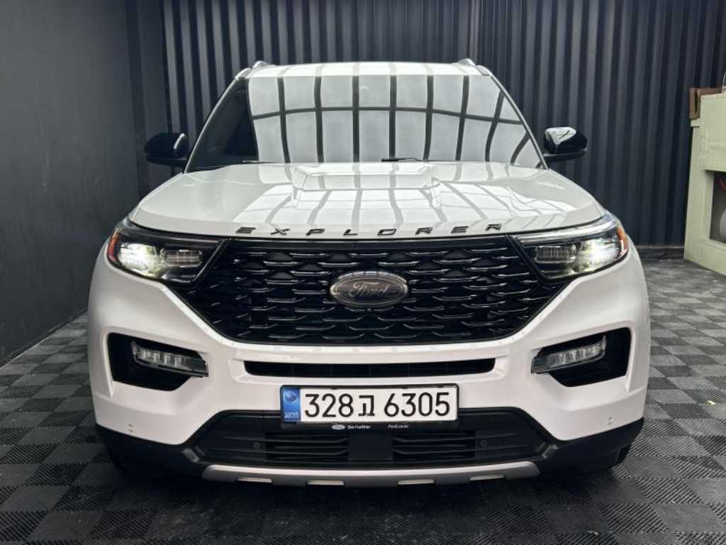 포드 익스플로러 3.0 AWD Platinum