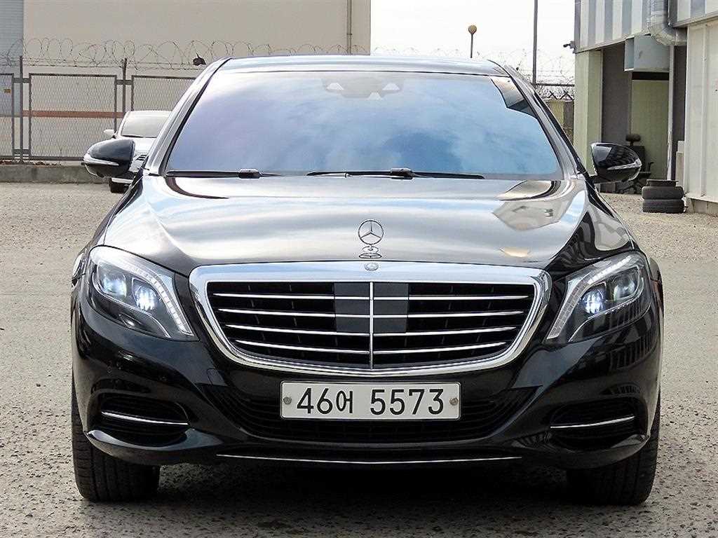 Mercedes-Benz S-Class S500L