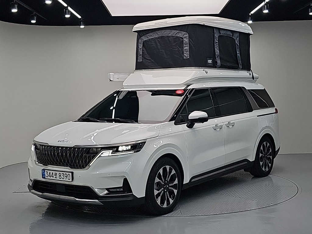 Kia Carnival Kaempingka